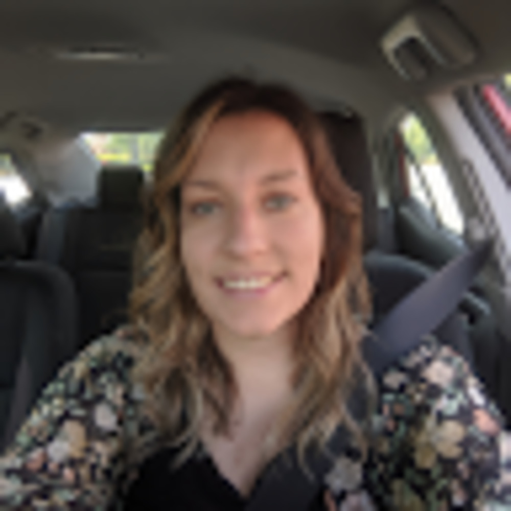Meet your Posher, Nicole